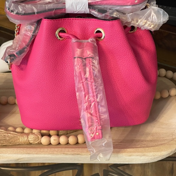 VICTORIA SECRET Mini Bucket Bag In Hot Pink - Picture 12 of 15